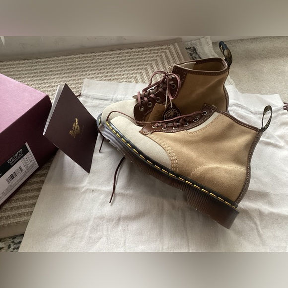 Dr Martens Suede boots (Made in England) - Picture 3 of 13